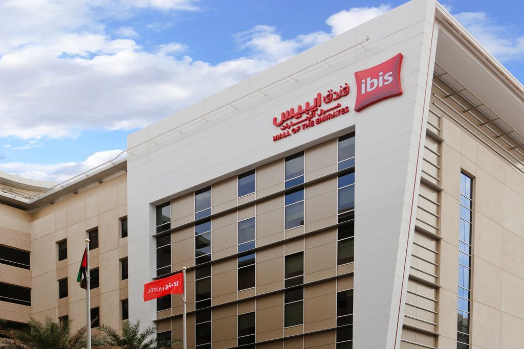 Ibis Mall Avenue Отель
